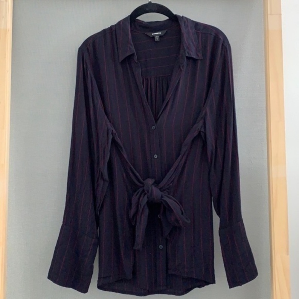 Express Knot Front pajama style striped long sleeved blouse, L